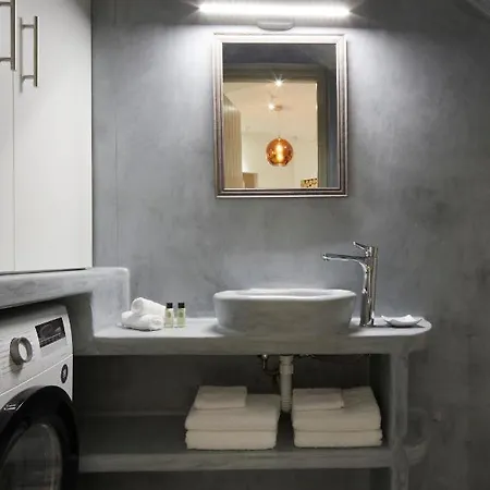 Endless Traditional Apartment *